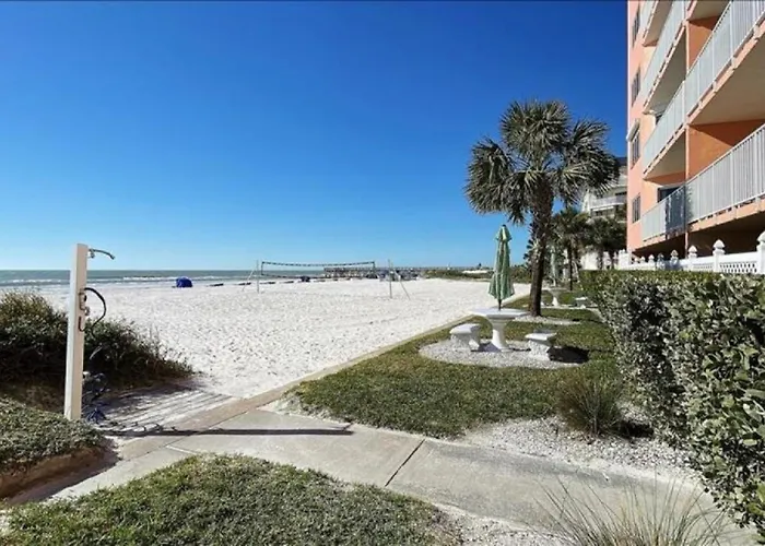 1104 * Clearwater Beach